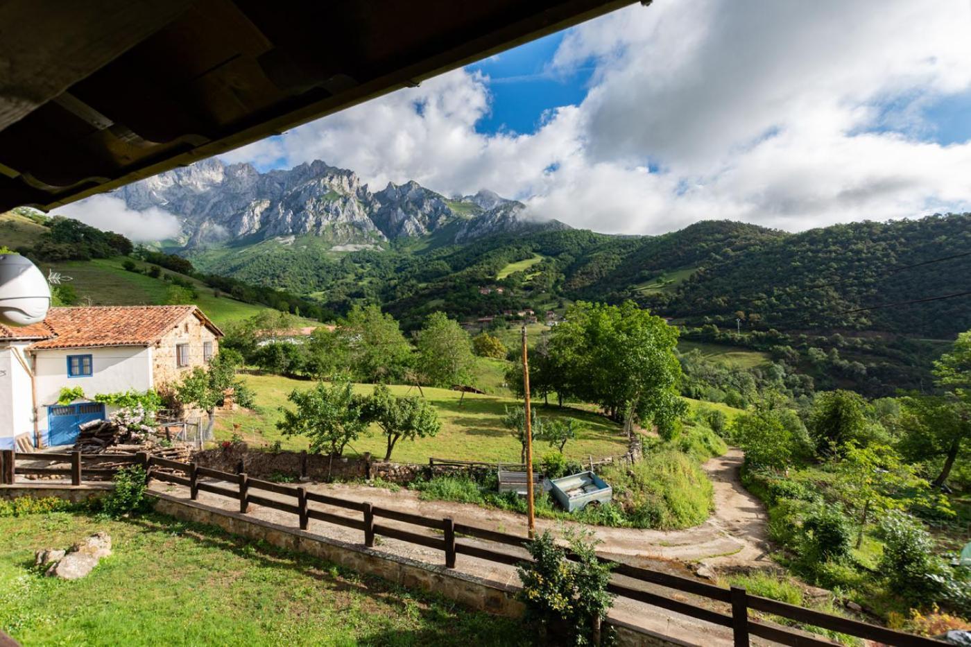 Apartamentos Rurales Los Picos De Redo Camaleño Extérieur photo